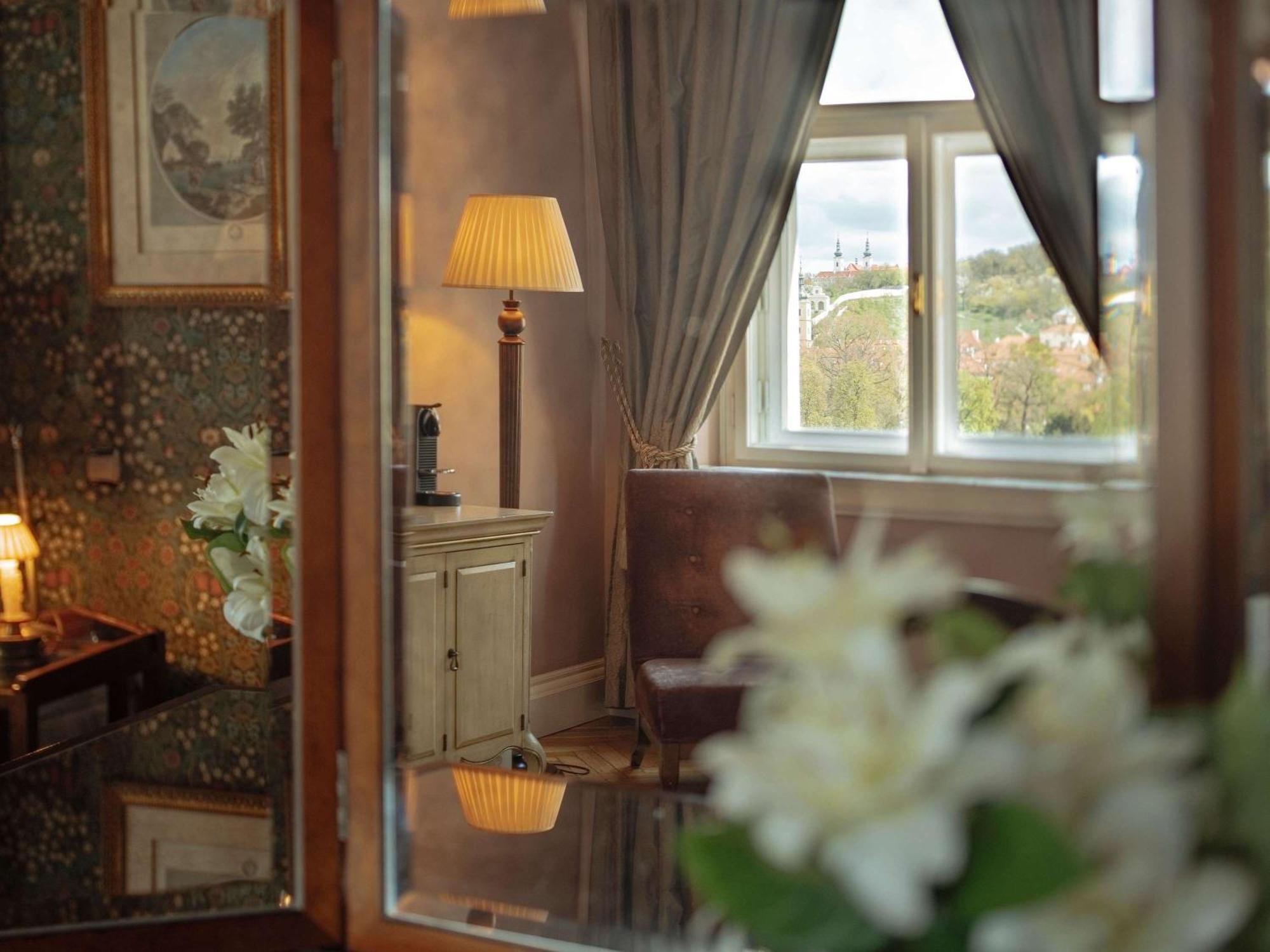 The Mozart Prague Hotel Bagian luar foto